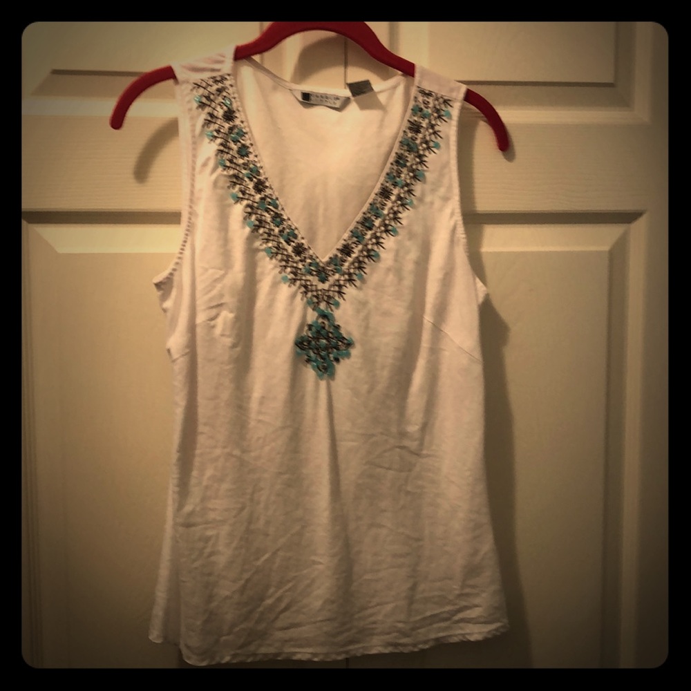 Carole Little Large linen embellished Vneck top